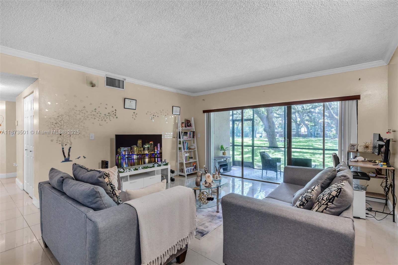 Property photo # 8