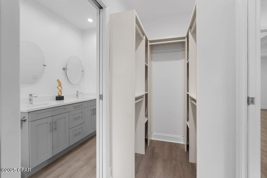 Loif8dggfxnnui1xri5veafegc6s M6mn4x_wxtix10