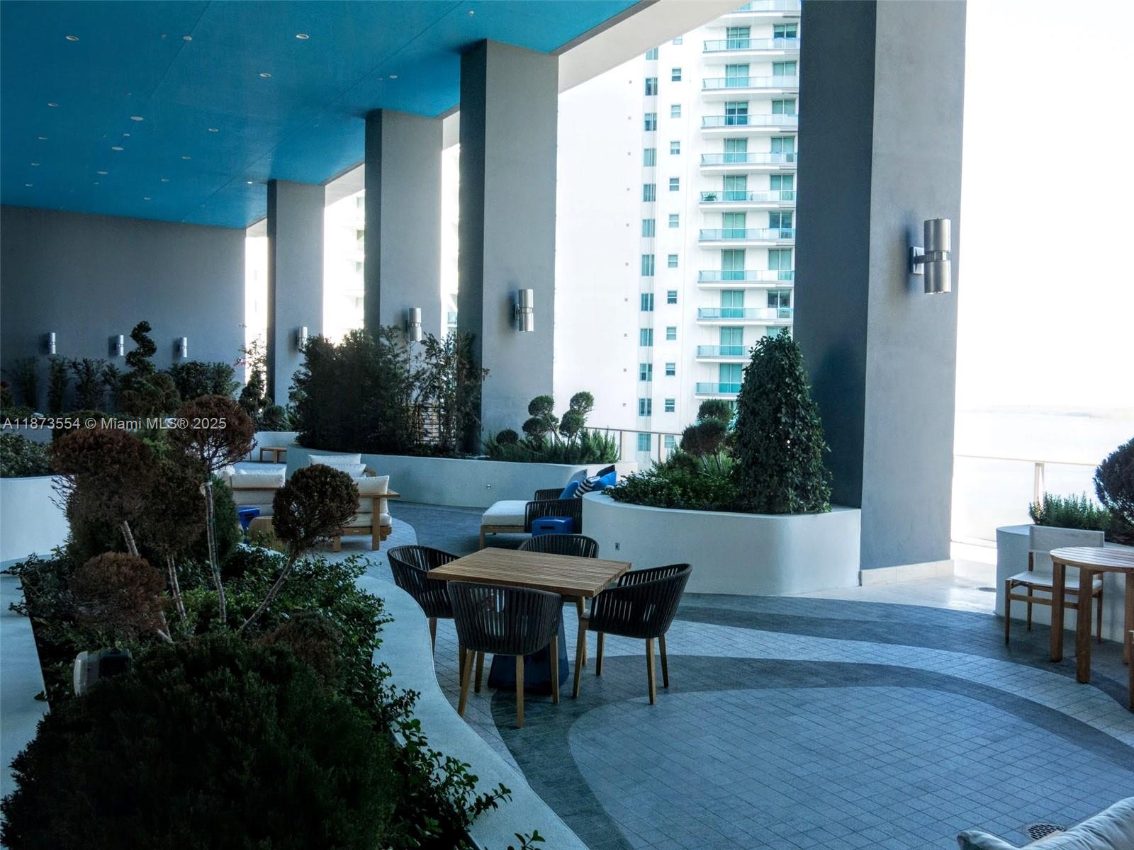 1300 Brickell Bay Dr #3506, Miami FL 33131
