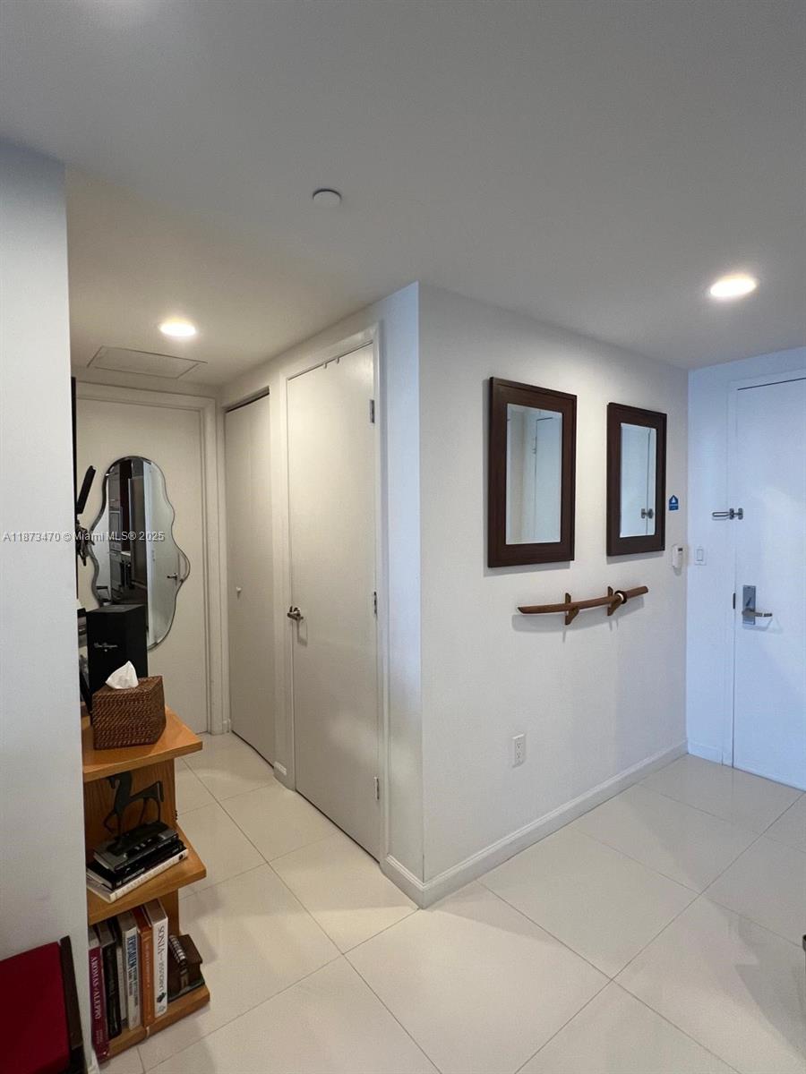 495 Brickell Ave #1007, Miami FL 33131