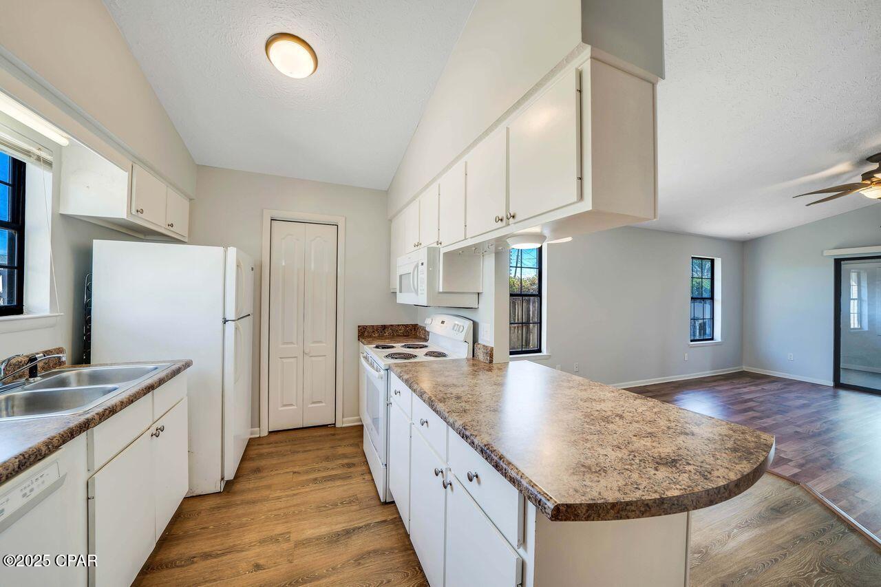 Ufwb8gcoea J2yymngycywrrecismjcxs_p93dhwu5m