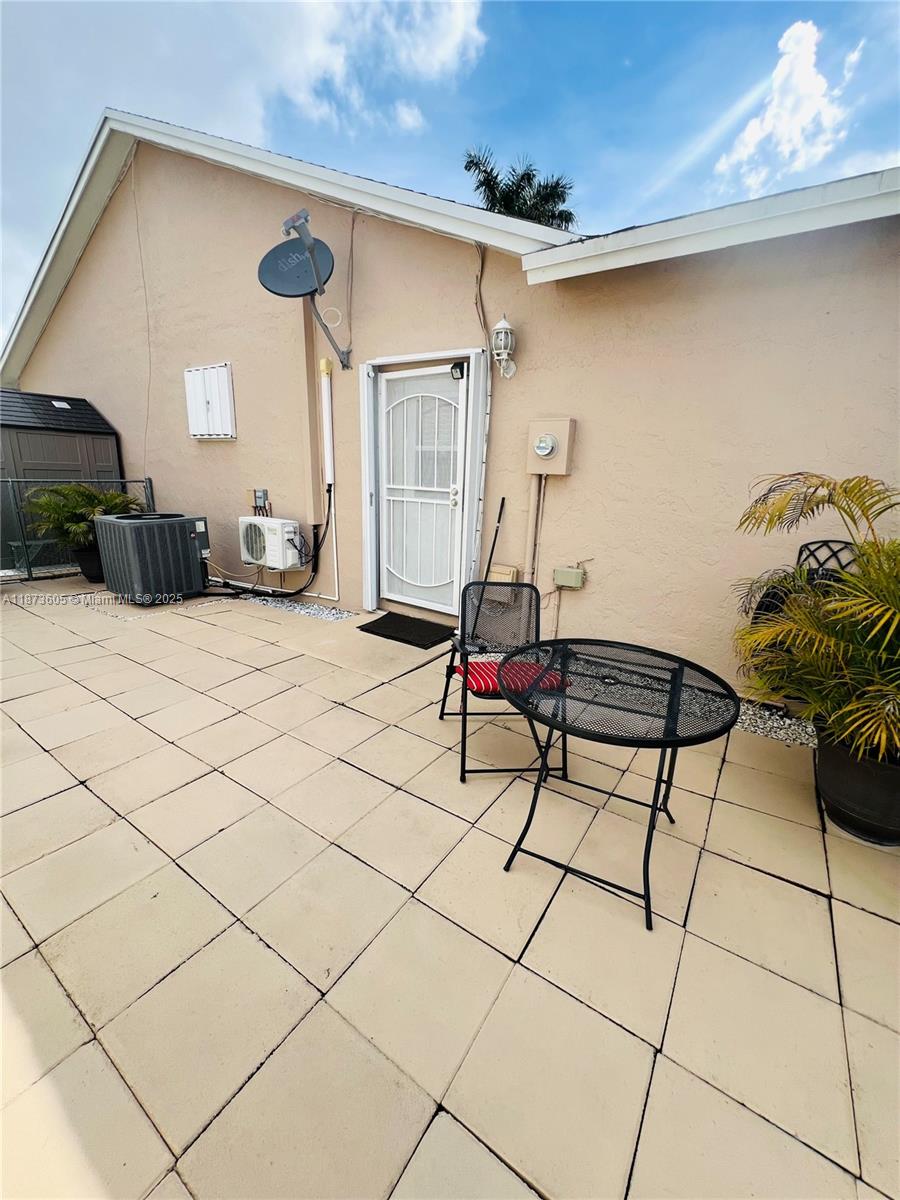 Property photo # 4