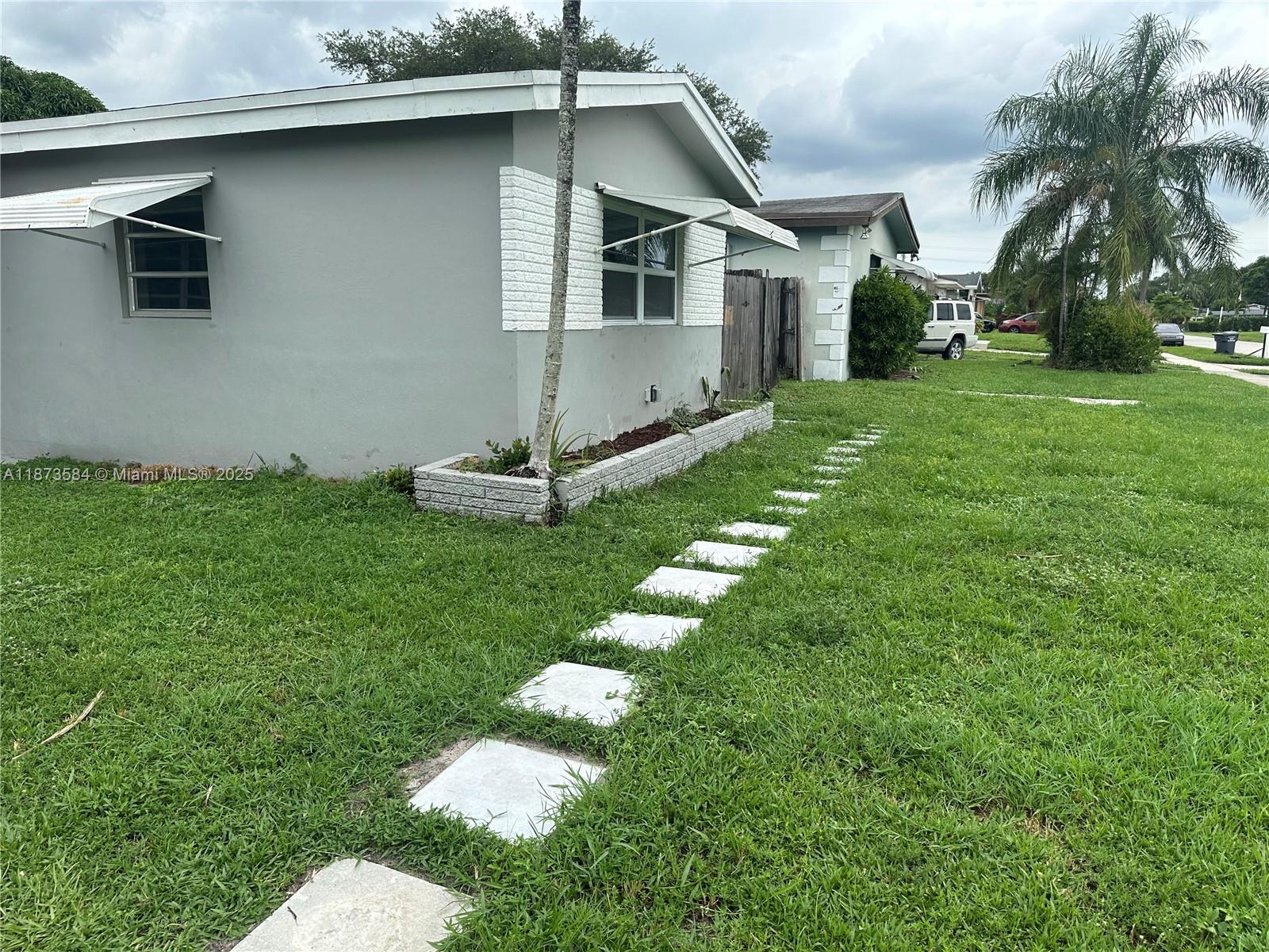 Property photo # 0