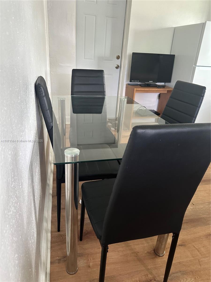 Property photo # 6