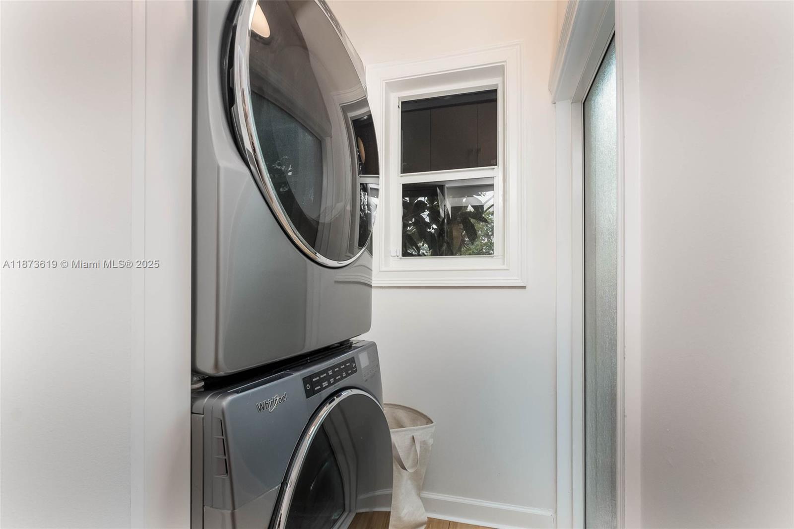 Property photo # 6