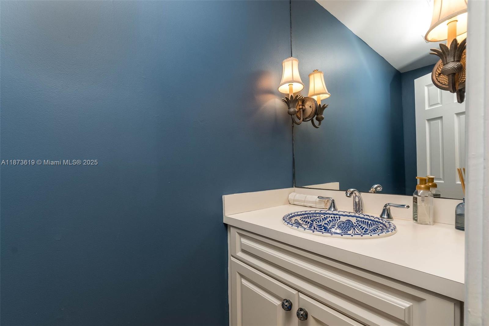 Property photo # 8