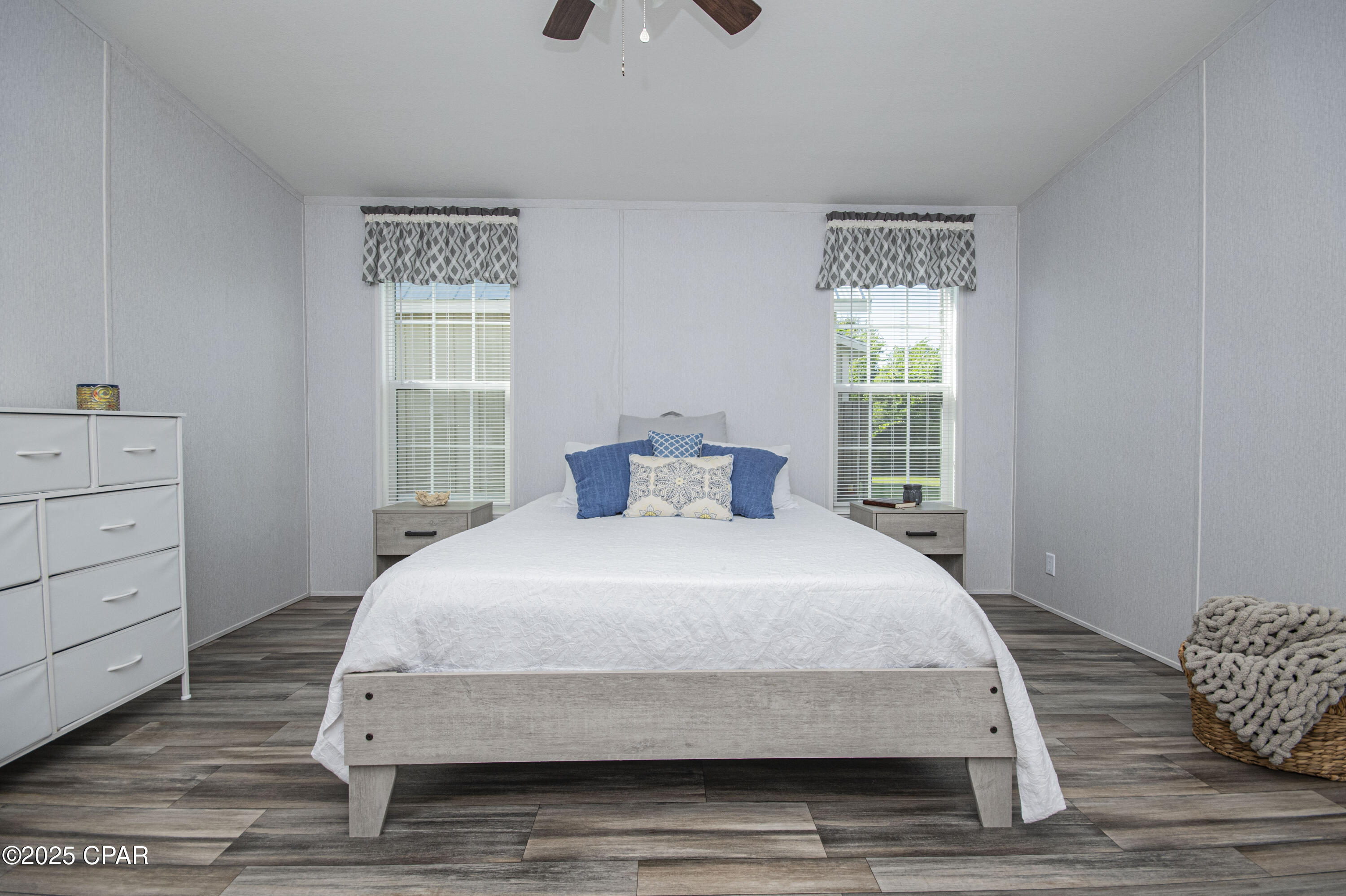 S3j8jtmkghrshe_pirzpbshlf8zentv07cyv3qrpx1c