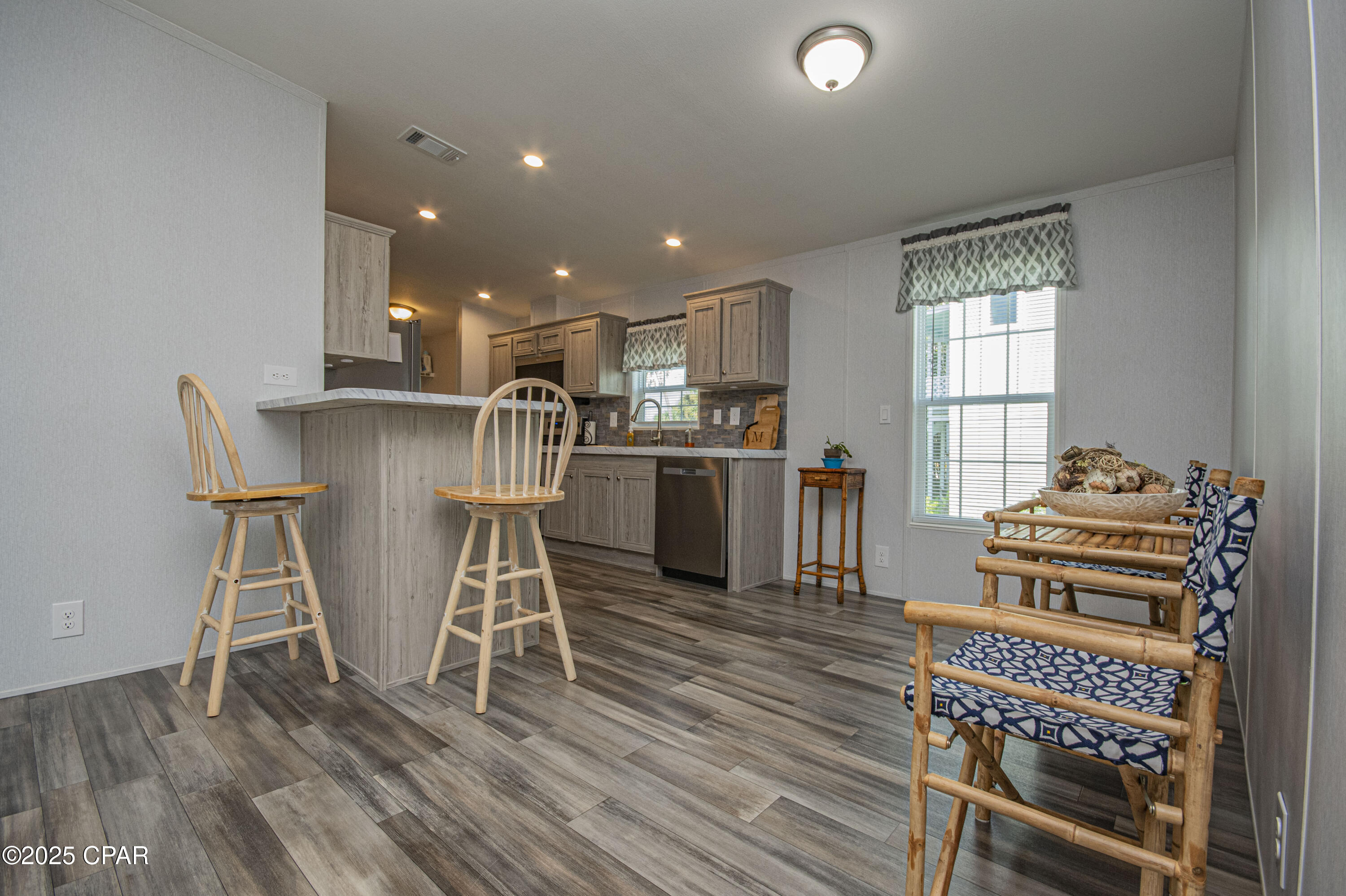 Ev68e8jbcbtwrn7lzrvmtrgjnsn4ruimxib2uaeckqy