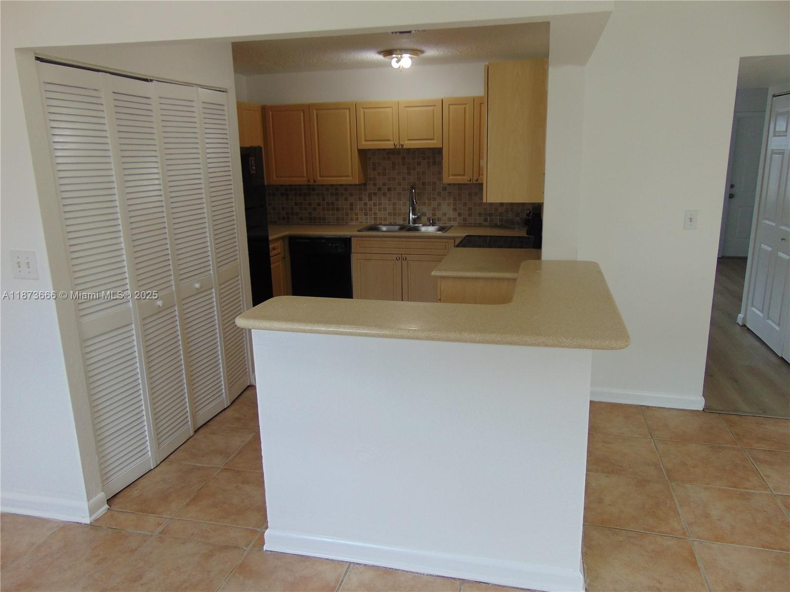 Property photo # 9