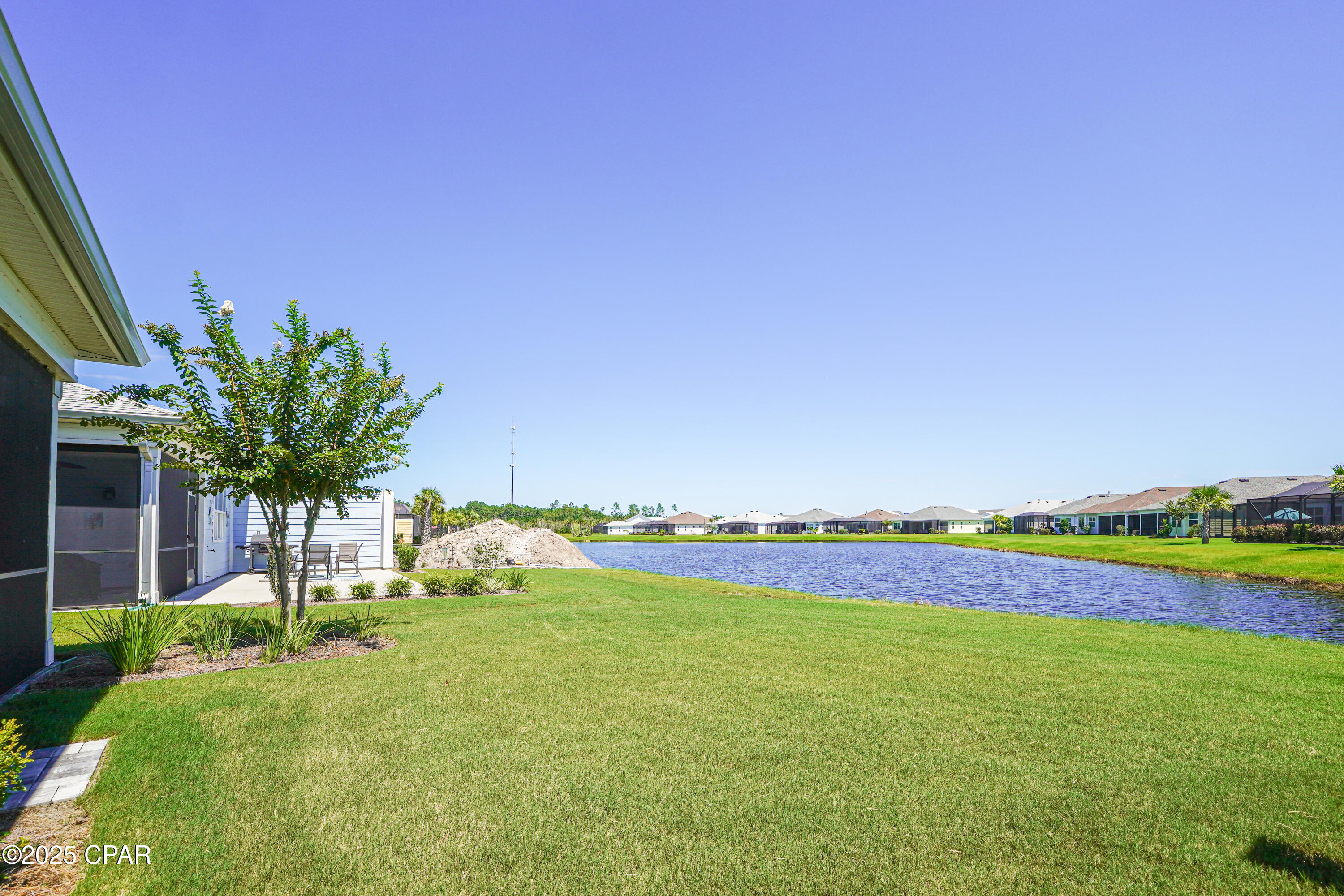 Image 1 For 8561 Margaritaville Boulevard