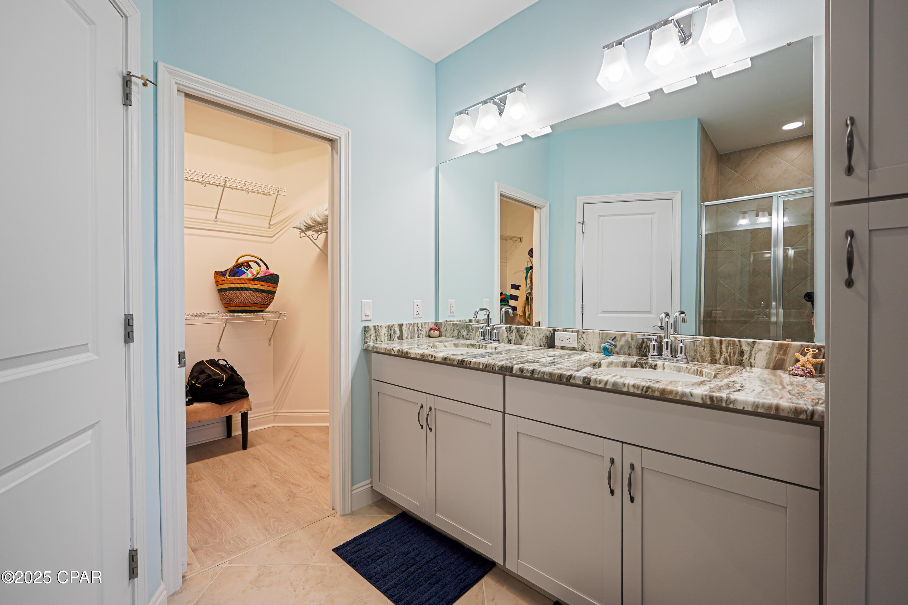 _op0dox3au1xmvrea2zi2j_mrc5rqjxambisxeaapve