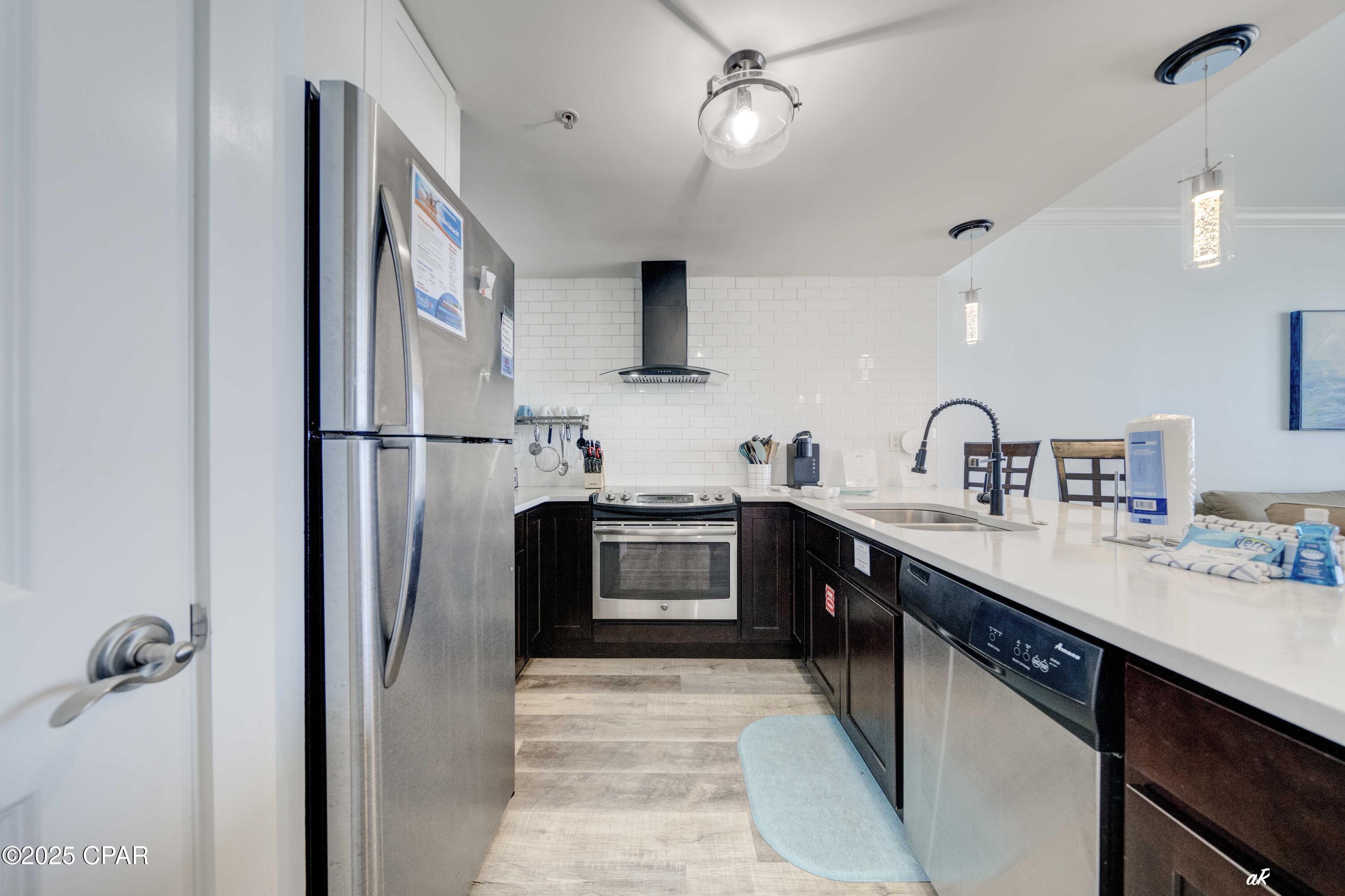 Jnslzemndbyou4bcytd9spzjfsp2vdatbiaje4hu_74