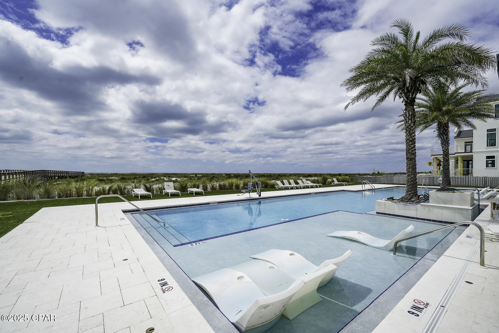 Z Ac7yj8szl9cvlggix_ksc31ukkeapzke Nyzclihy