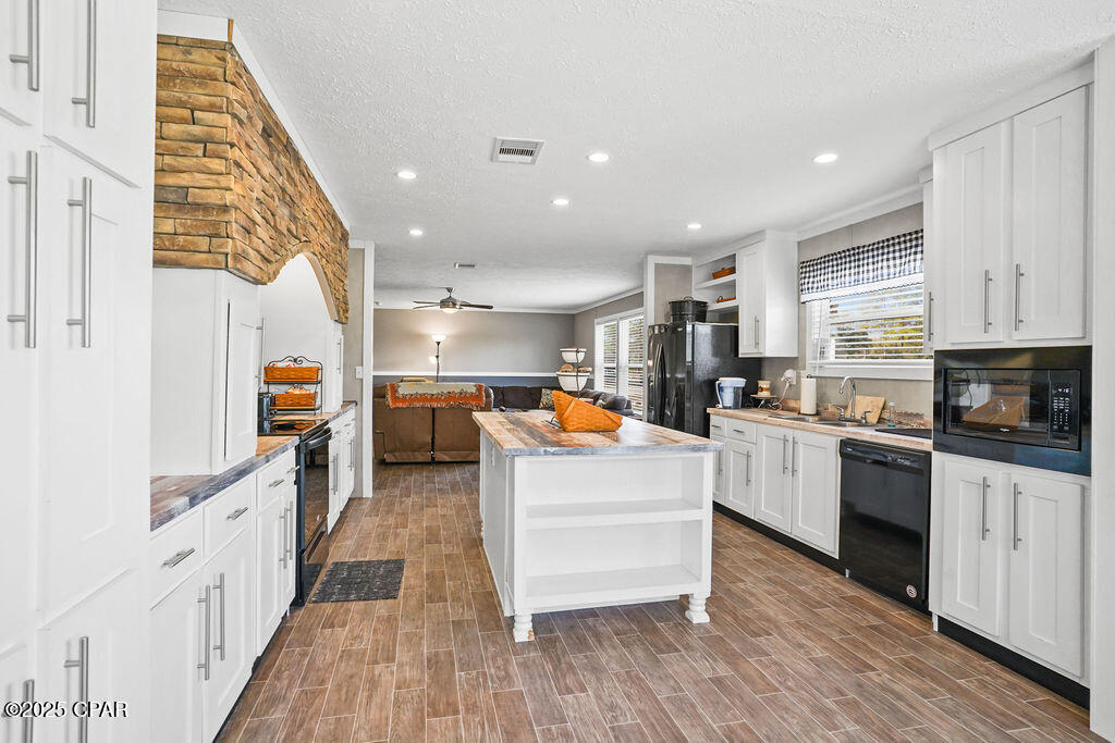 Image 14 For 3120 Crystal Lake Drive