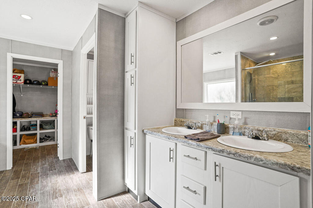 Image 26 For 3120 Crystal Lake Drive