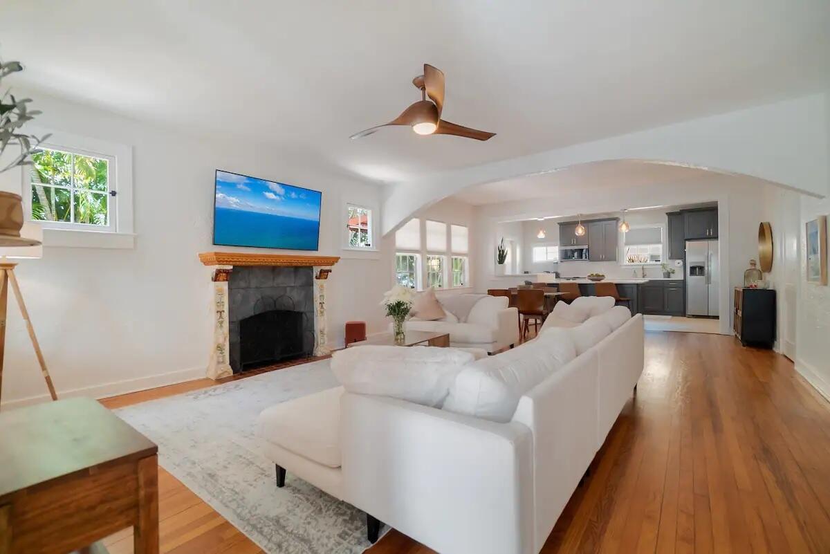 321 Malverne Road, West Palm Beach, Florida 33405