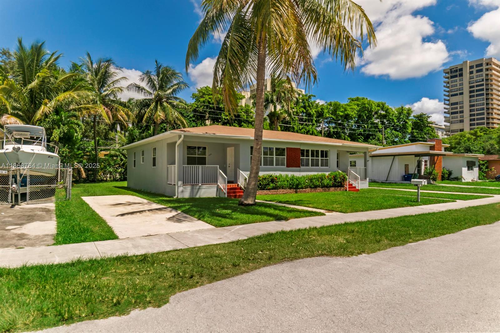 Property photo # 0