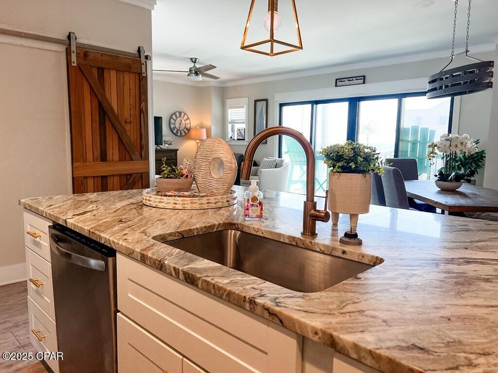 Bg5co6acaloioig9d6q__ykapjpfxkjapuqz4mxtewc