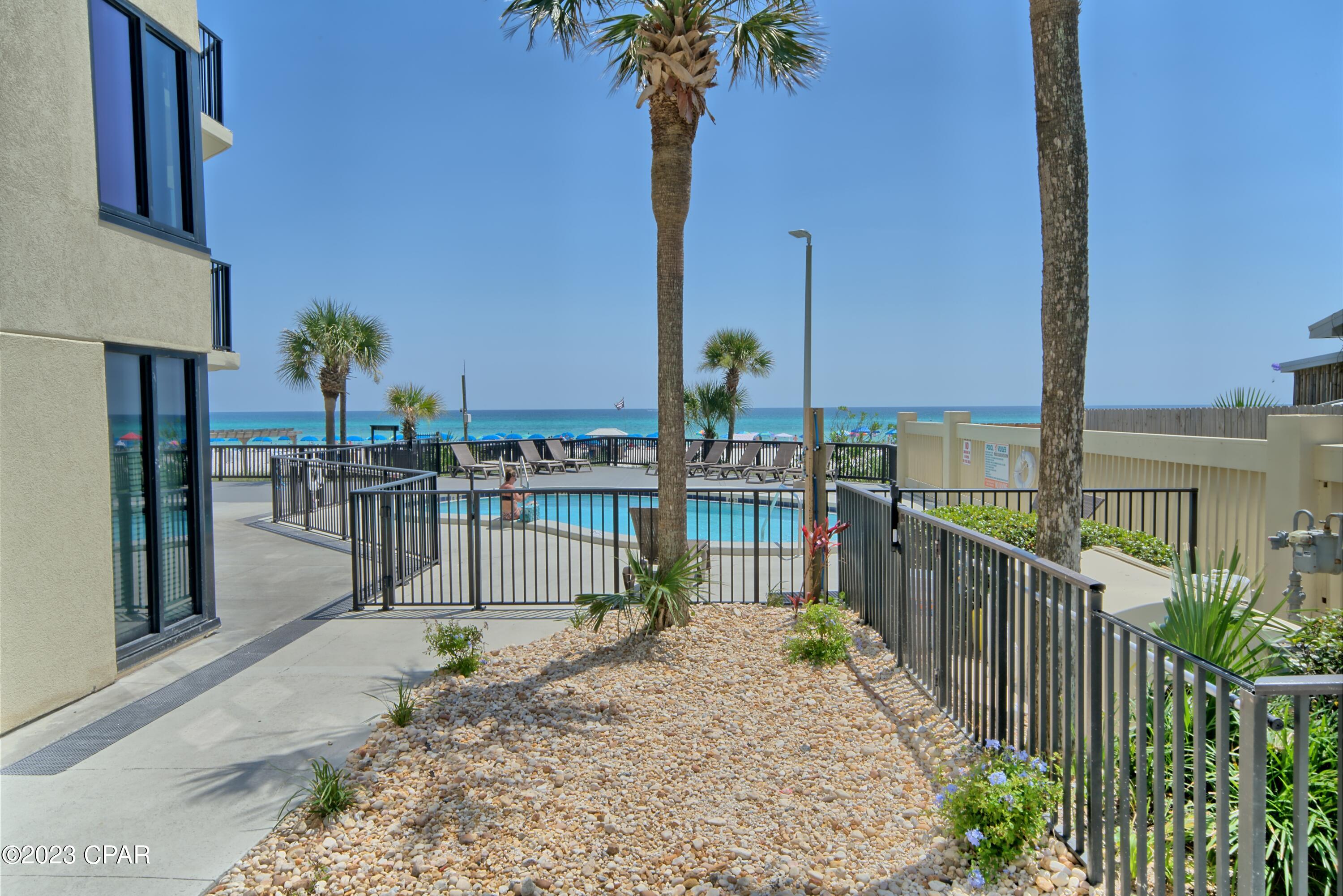 Ebqclhm8dqpsjrhdpeuiyqnwggrvmm97pxgulgjgewk