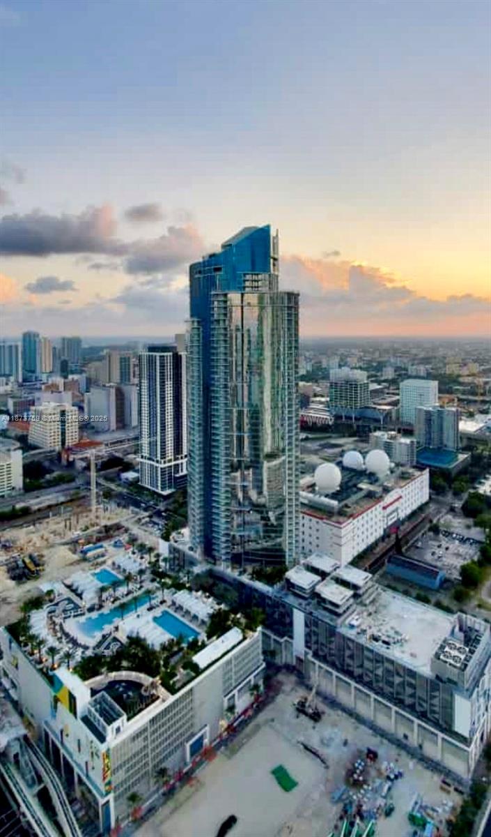 851 NE 1st Ave #4906, Miami FL 33132