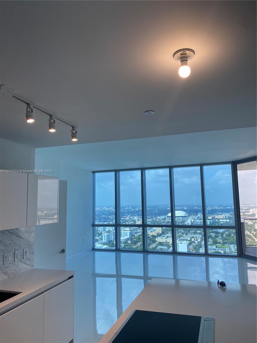 851 NE 1st Ave #4906, Miami FL 33132
