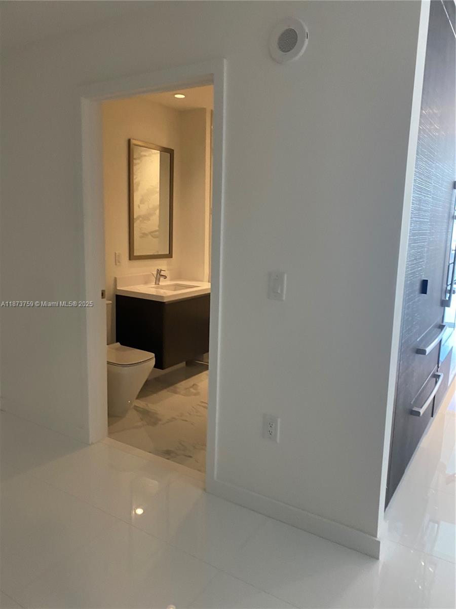 851 NE 1st Ave #4906, Miami FL 33132
