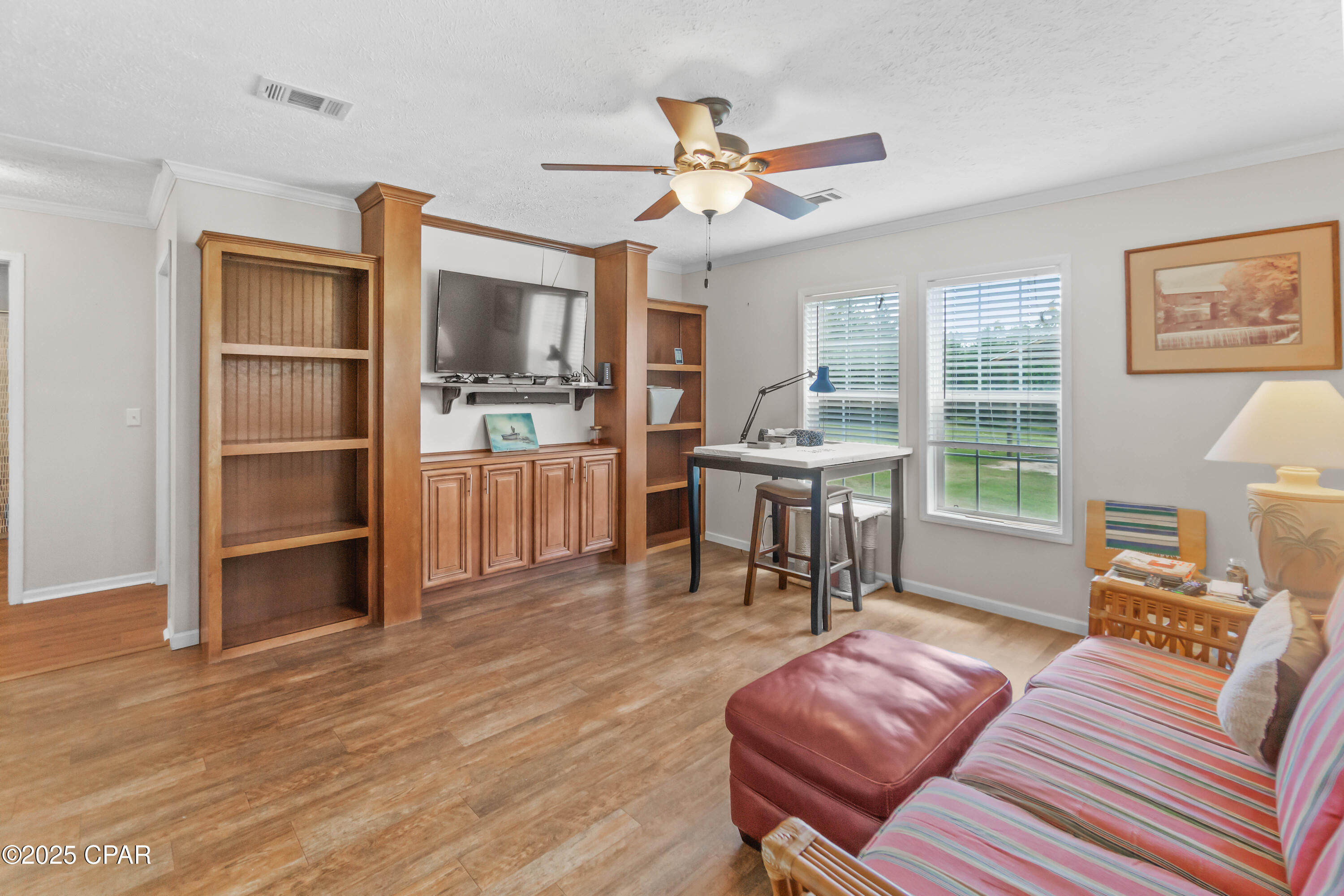 Dwuv4os31surgn1jwuaebvk_zydmt5d11y4d2l8tq_w