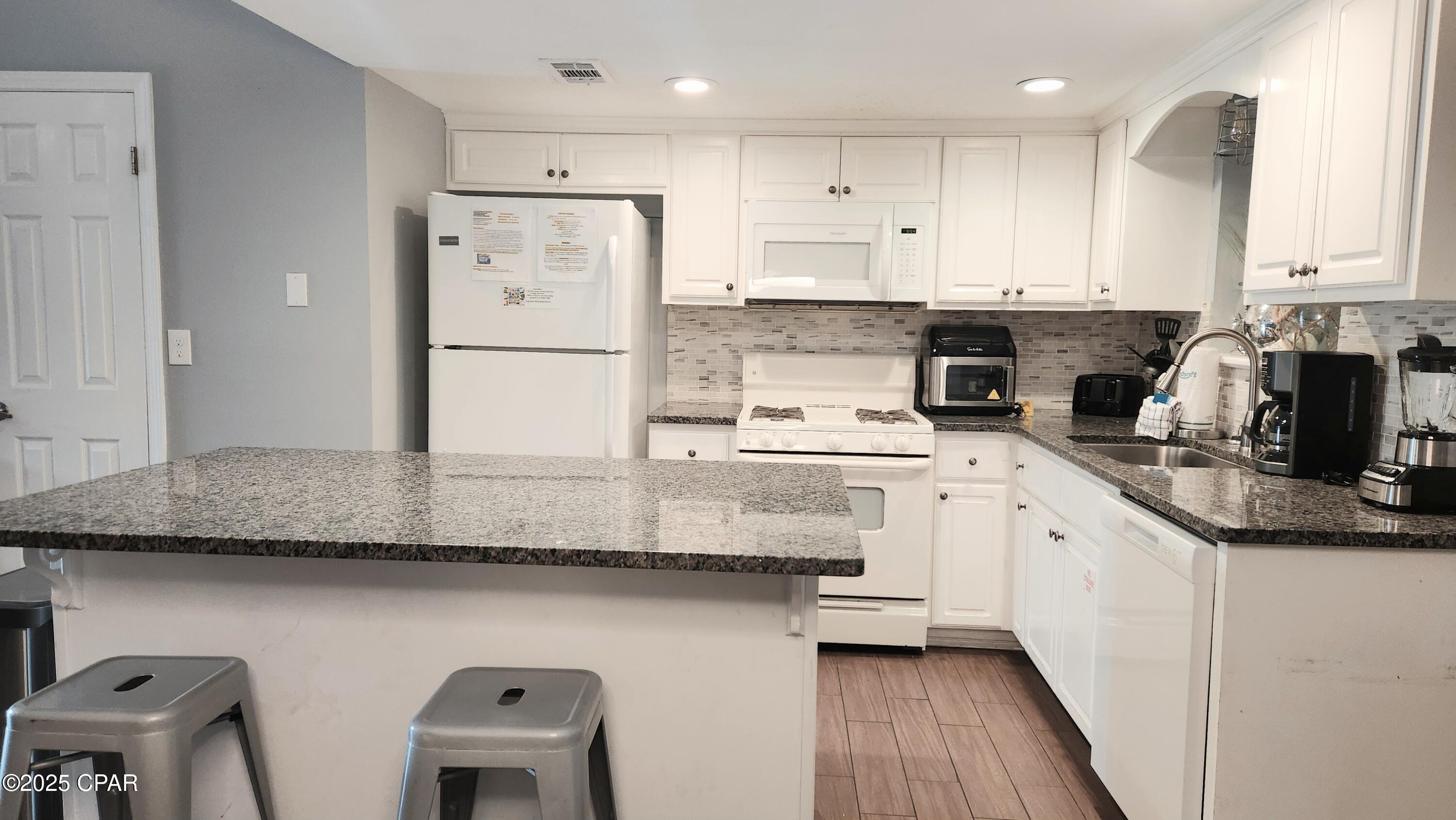 Ki3ztffsabs3nozys0nion2oqjscy_u_kj8i15ip4xu