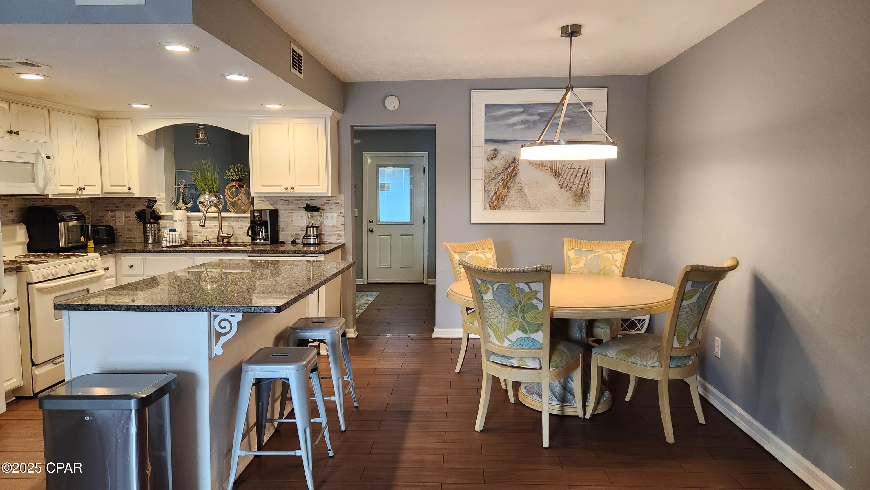 U68tt56cbbtw 7jpizm Flxooppct_nnk4iqur05vak