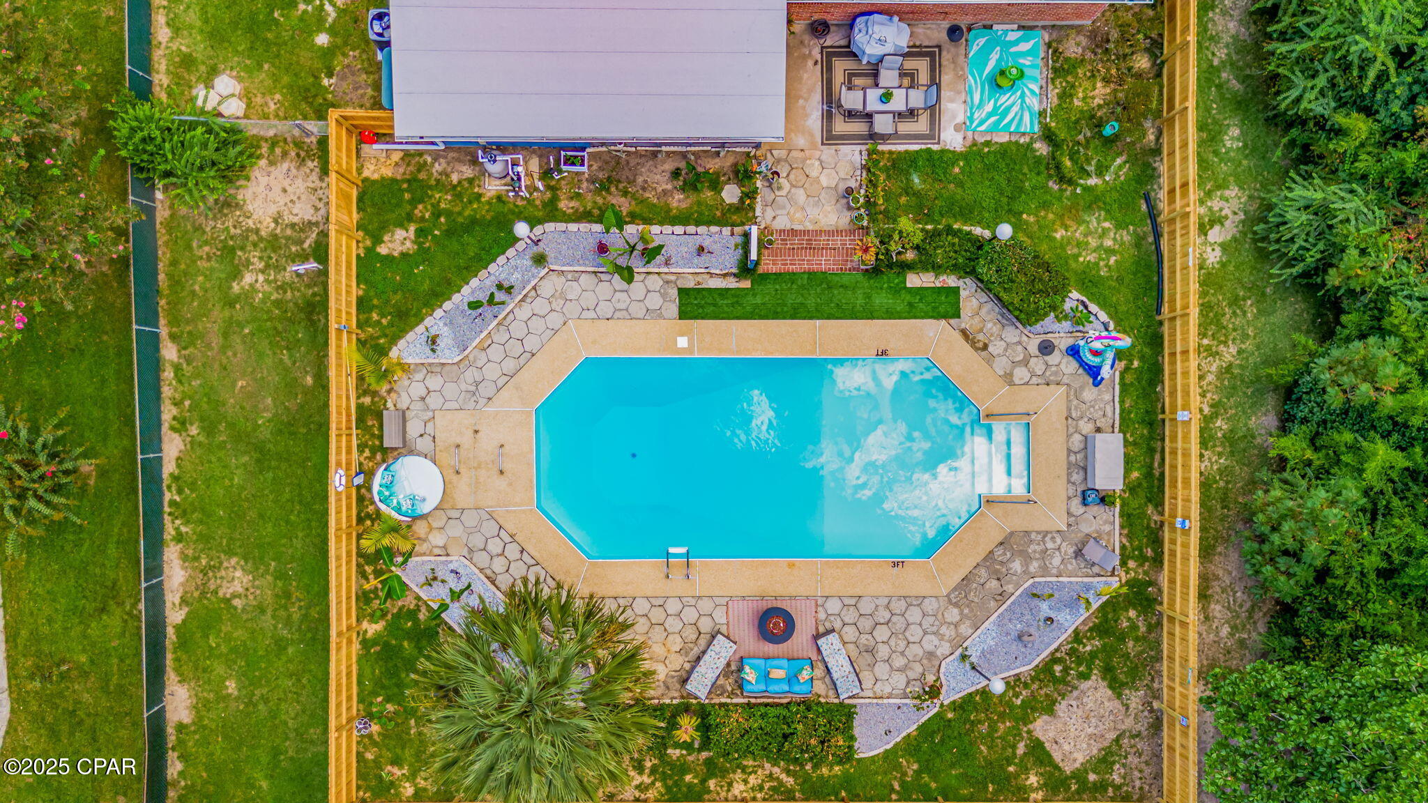 Cia3rrinybhdoir__bypynb8qcdpilxffqpvazazu5c