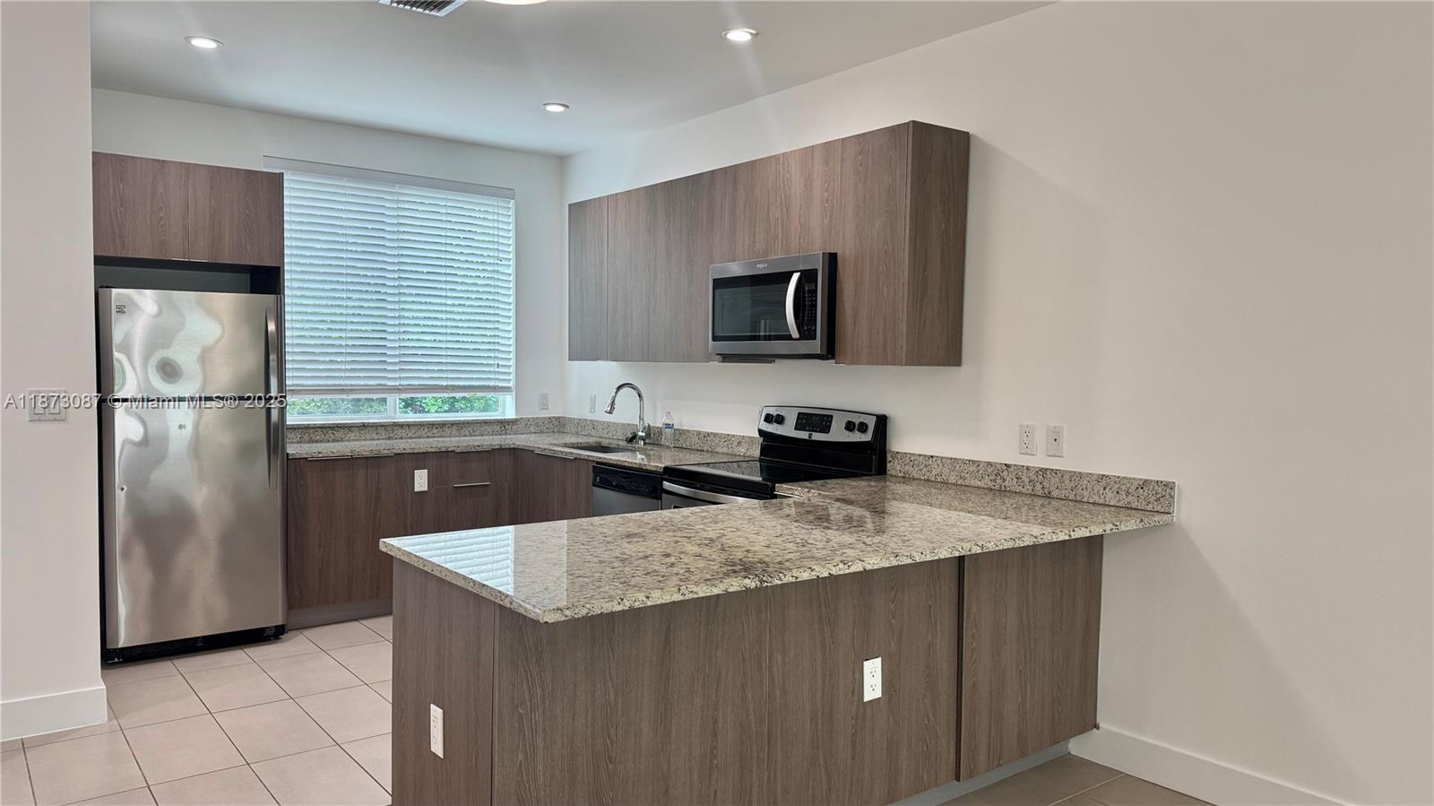 Property photo # 2
