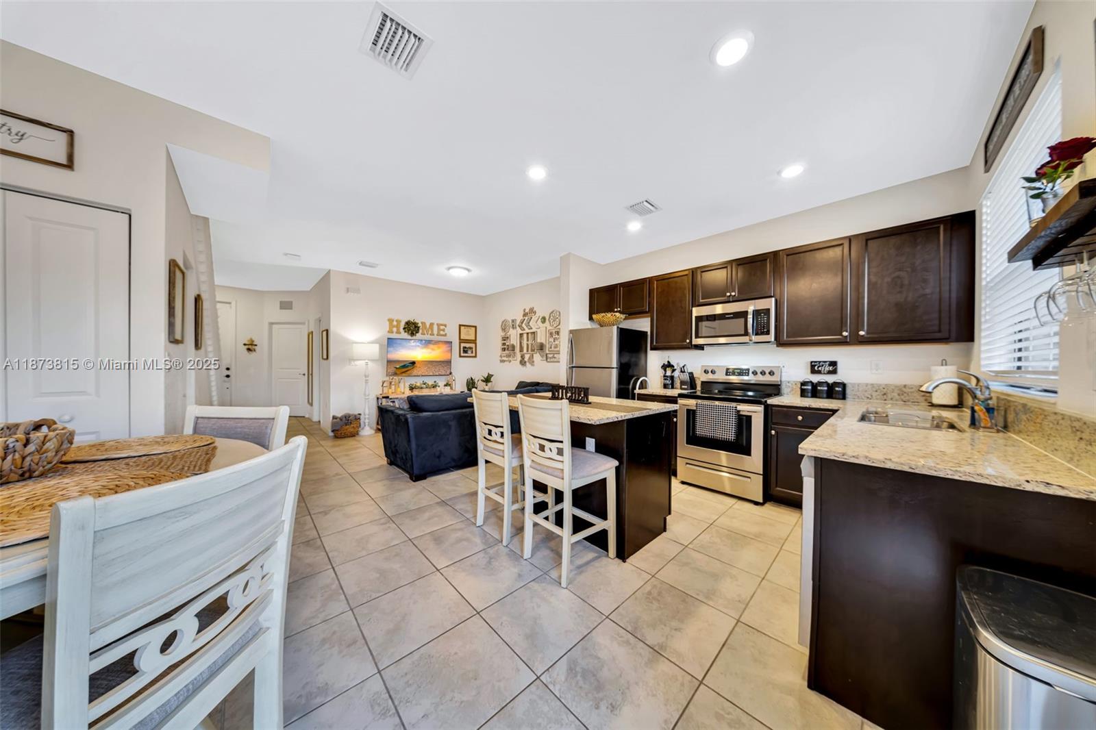 Property photo # 2