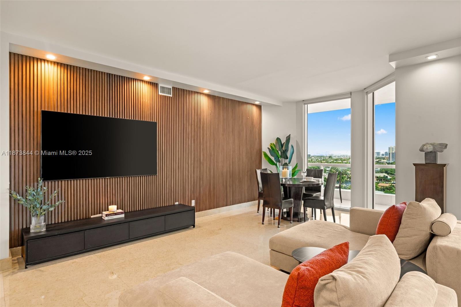 Property photo # 0