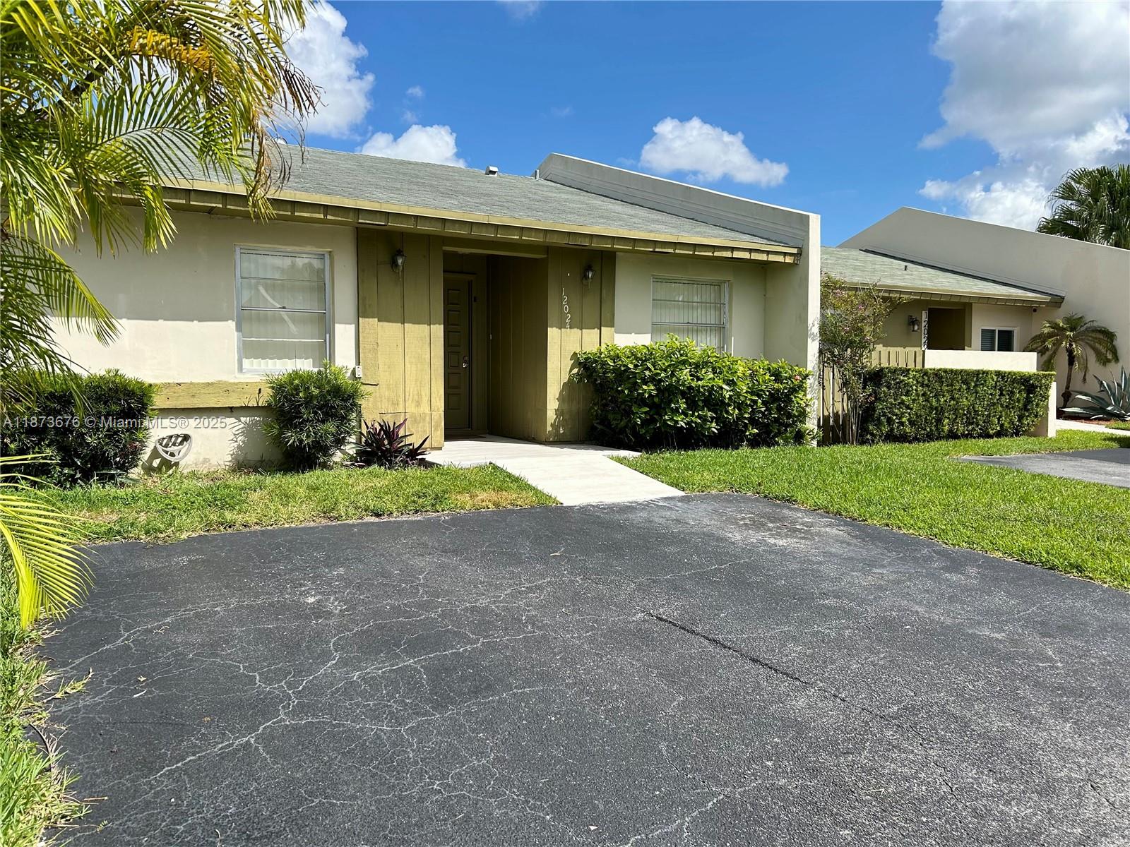Property photo # 6
