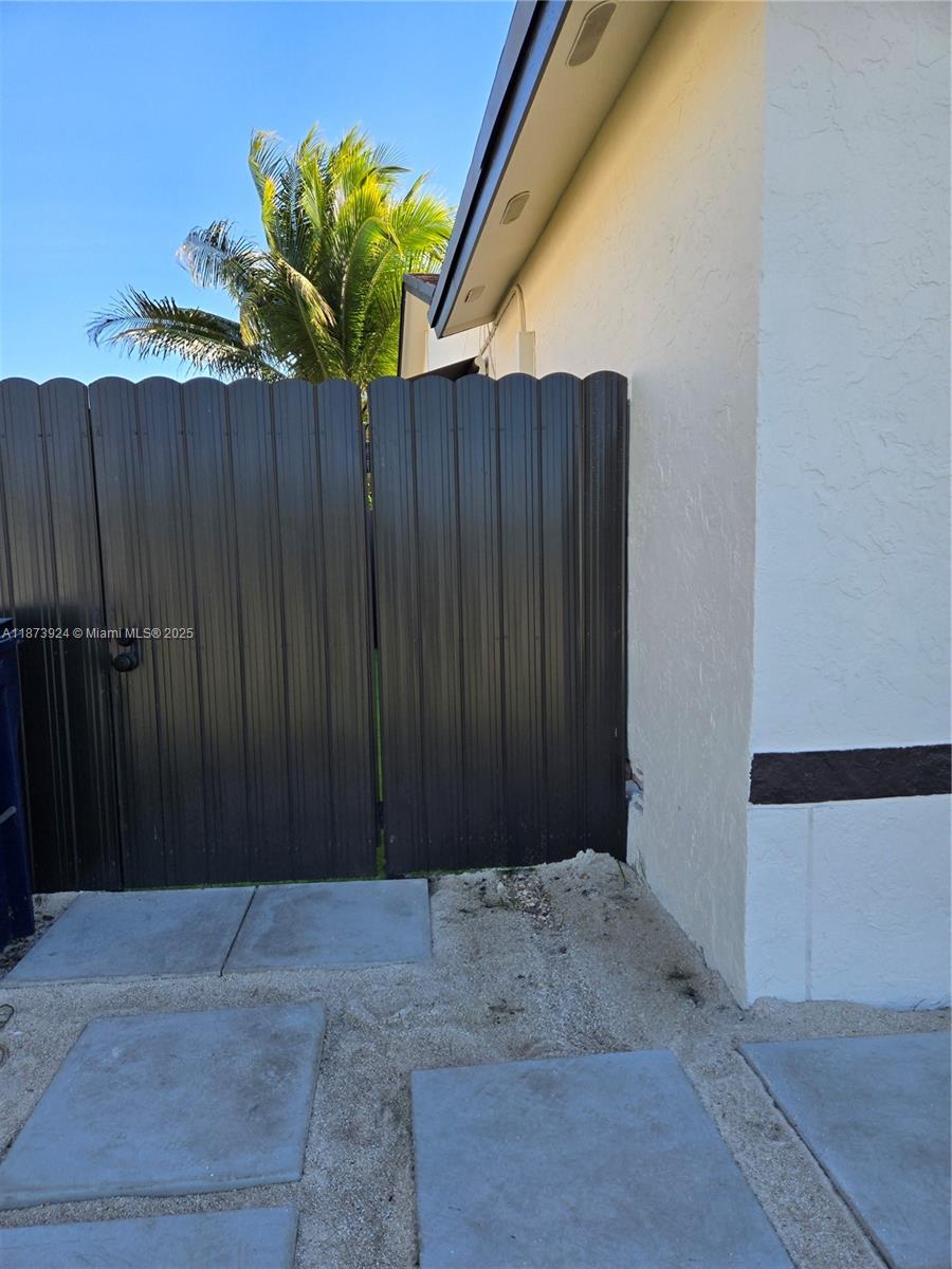 Property photo # 0
