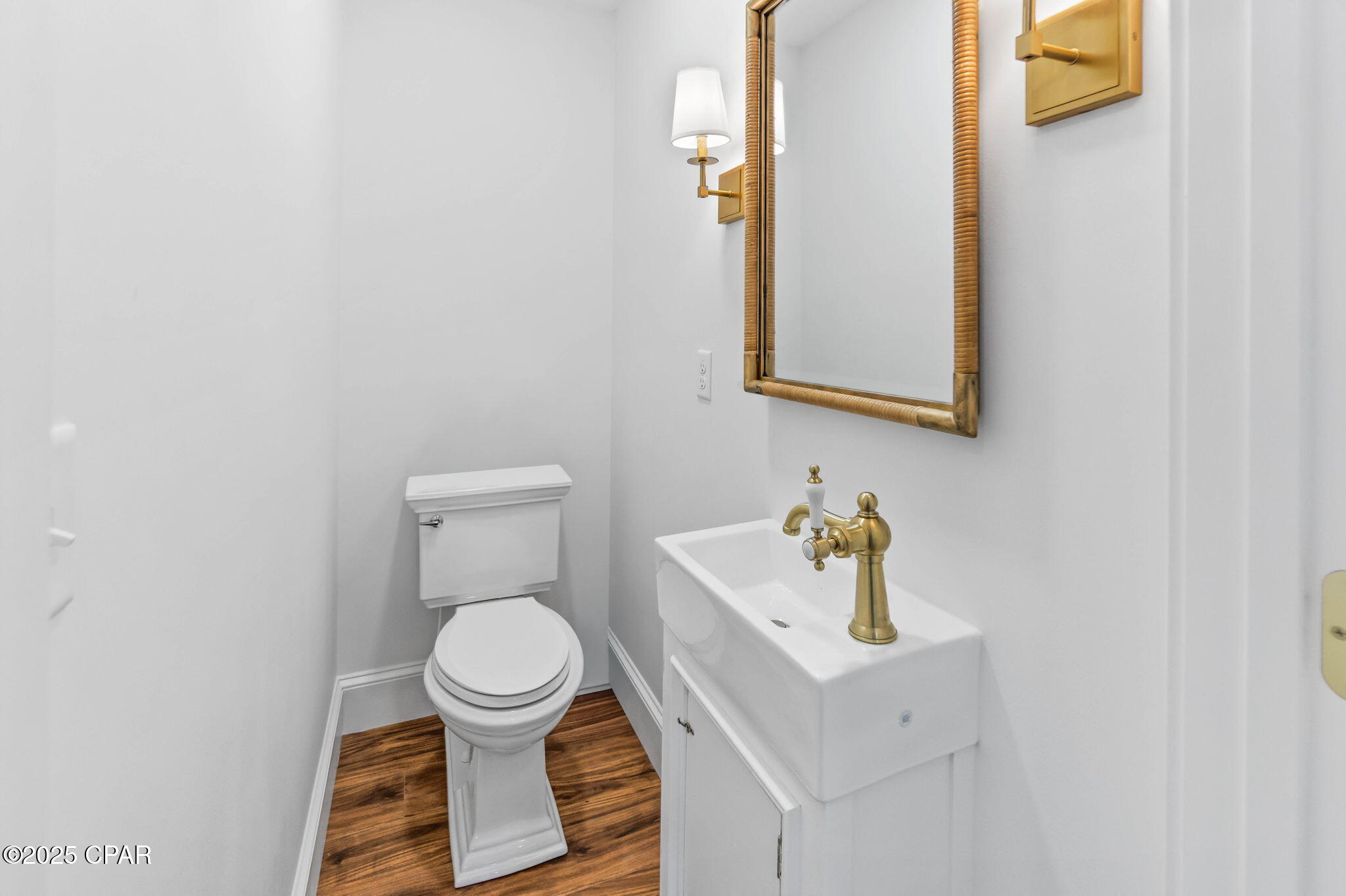 Image 17 For 630 Hutchison Road