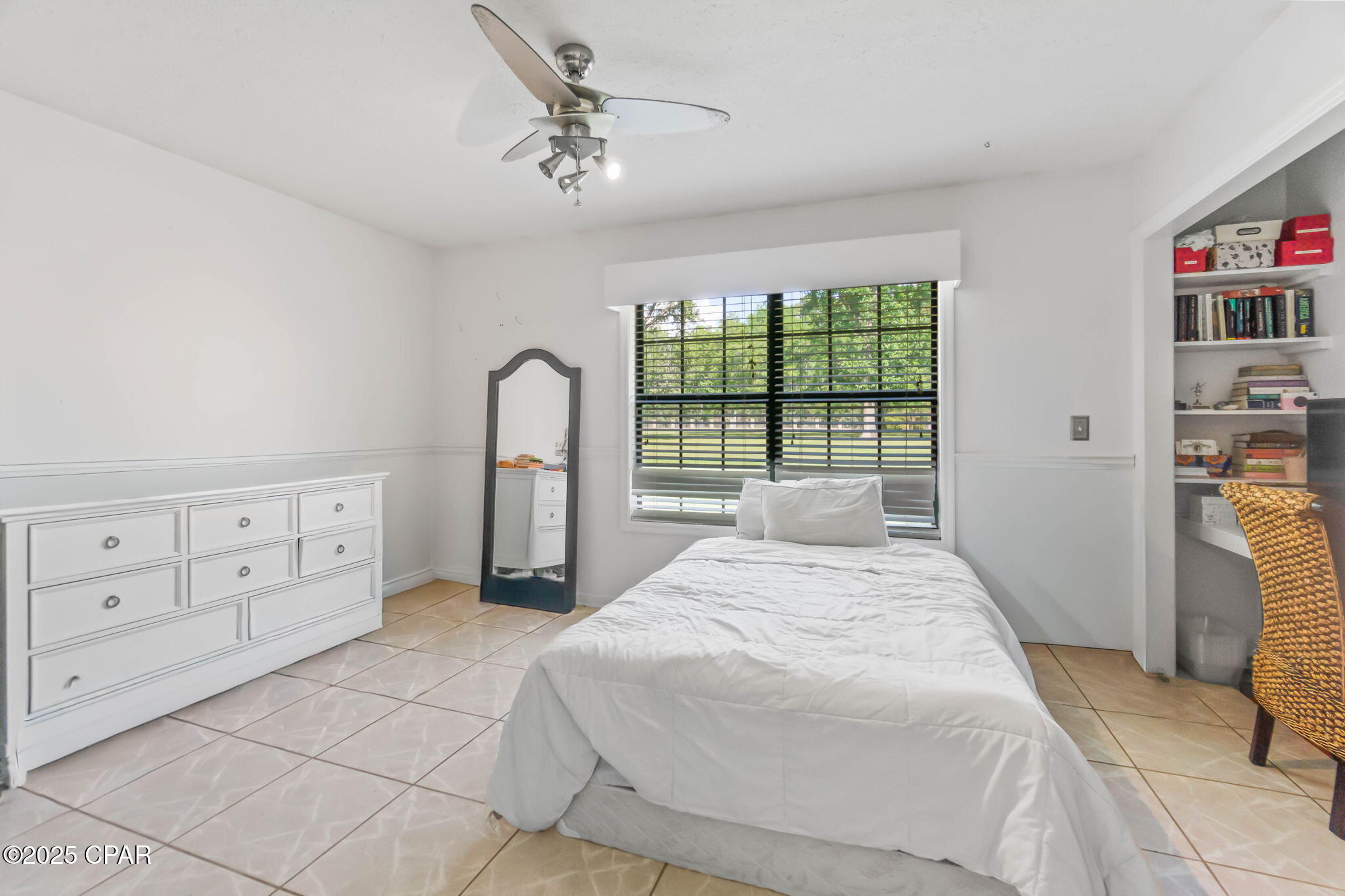 Image 44 For 630 Hutchison Road