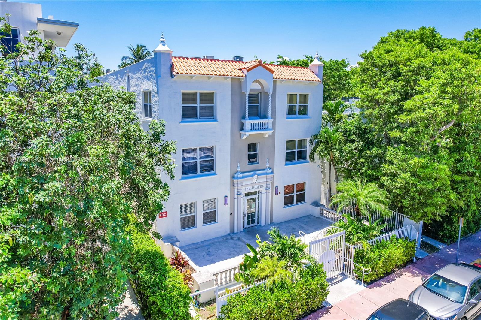 Property photo # 1