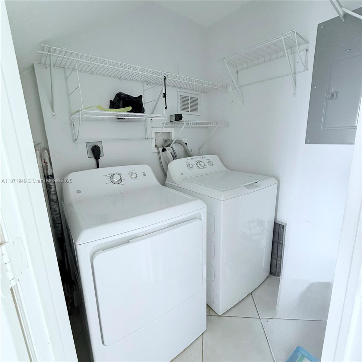 Property photo # 9