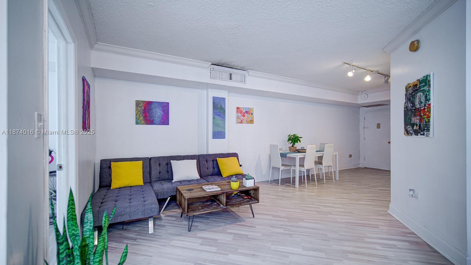 Property photo # 9