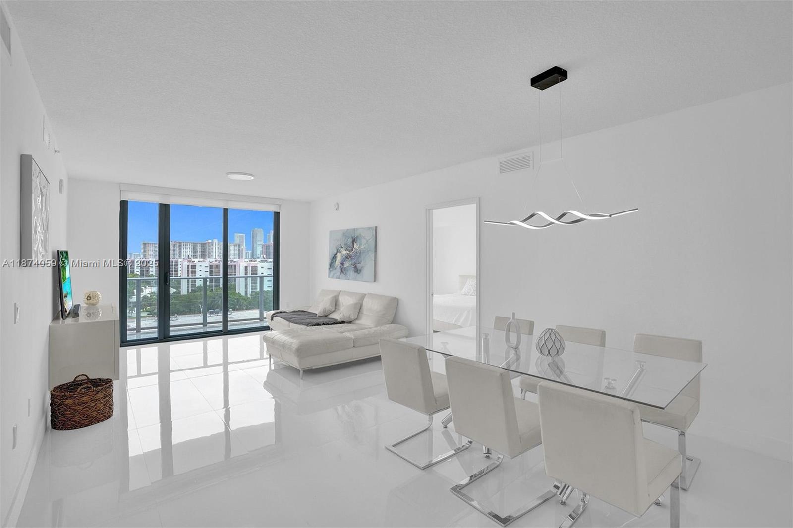 Property photo # 0