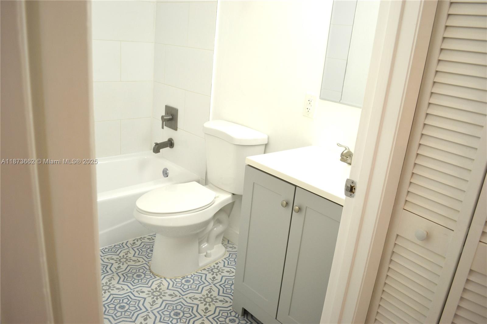 Property photo # 2
