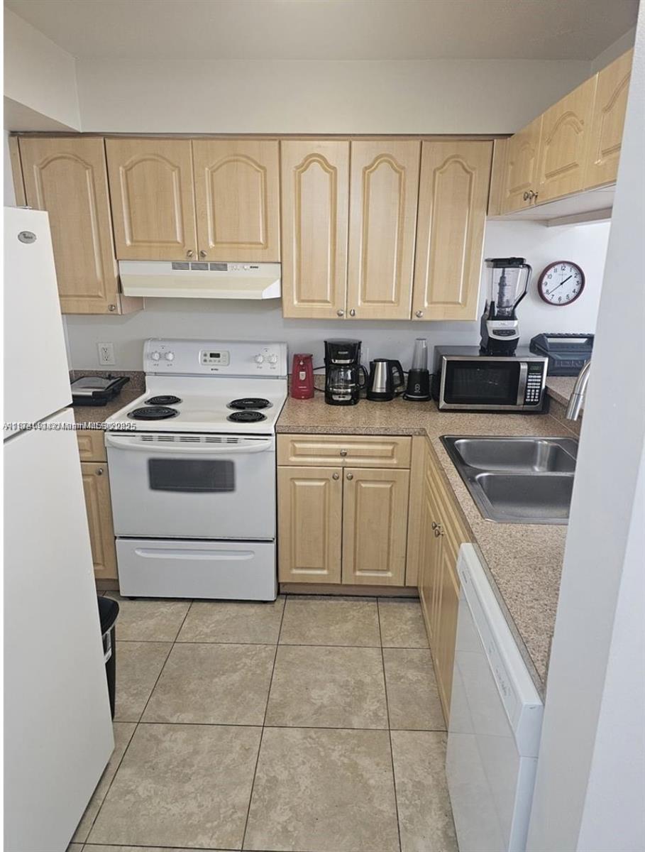 Property photo # 2