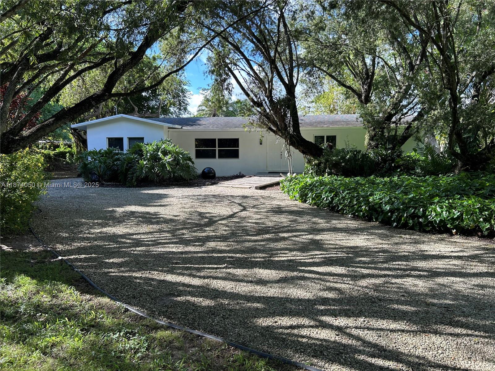 Property photo # 0