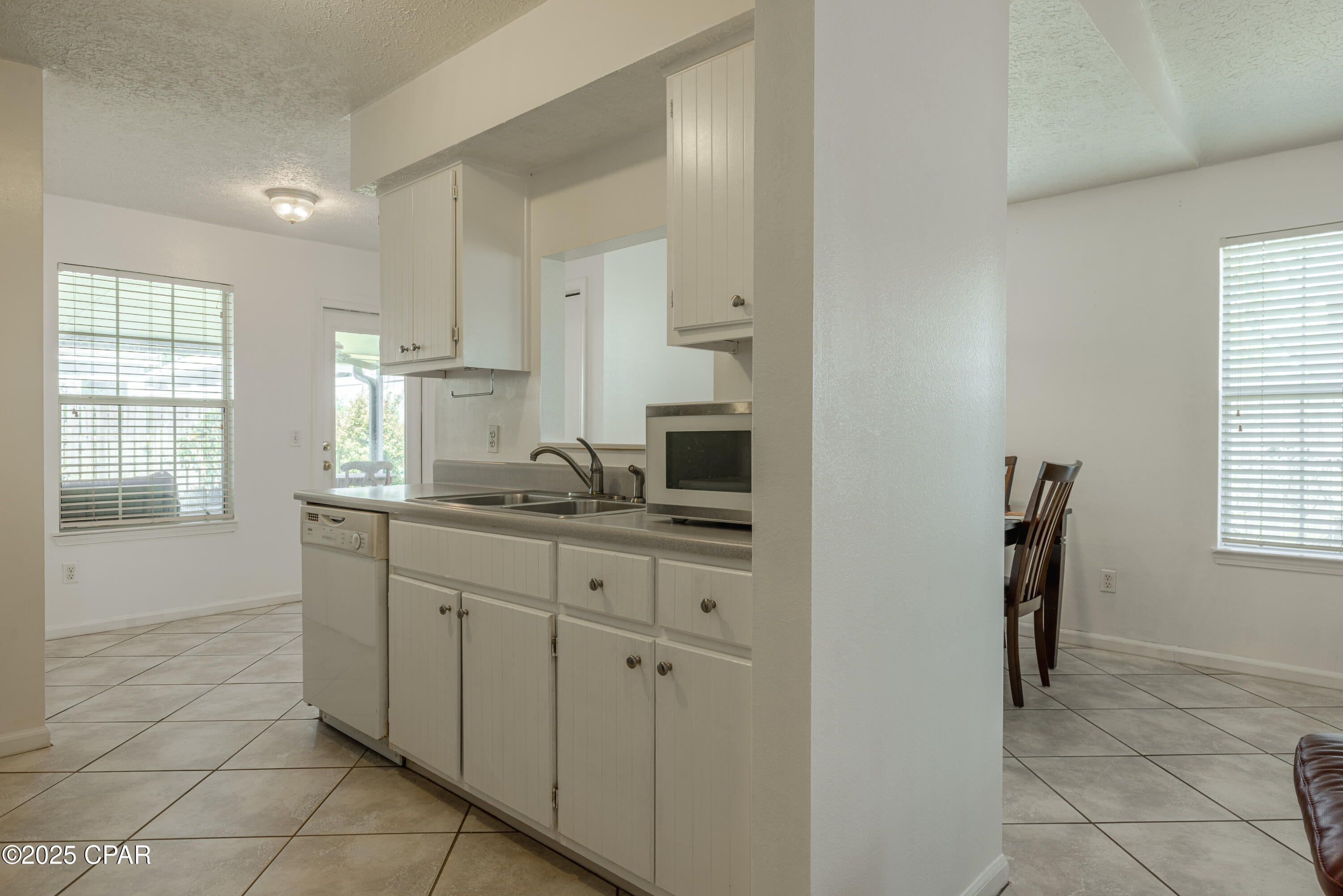 Image 12 For 613 Dolphin Drive