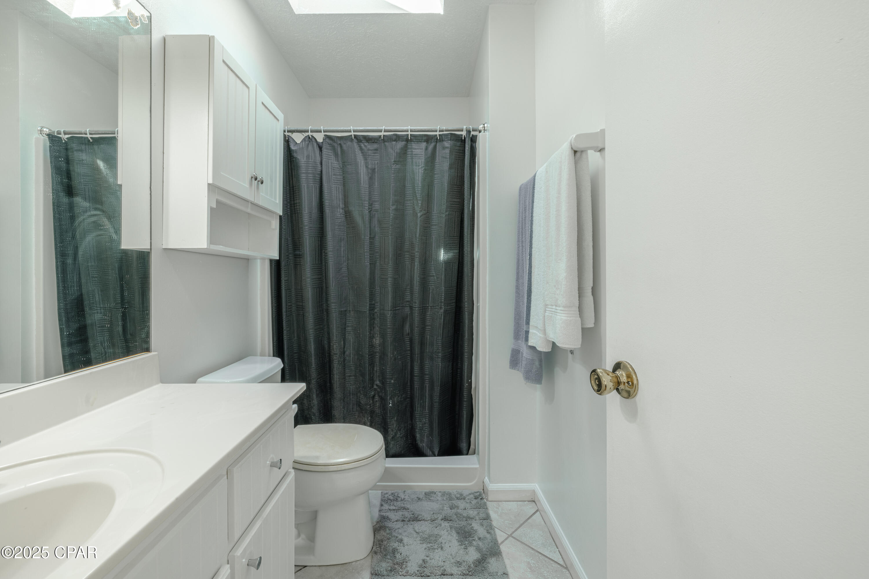 Ee0jlaaejmczjfoddakuijfc2fvk2bvtvgdydidguug