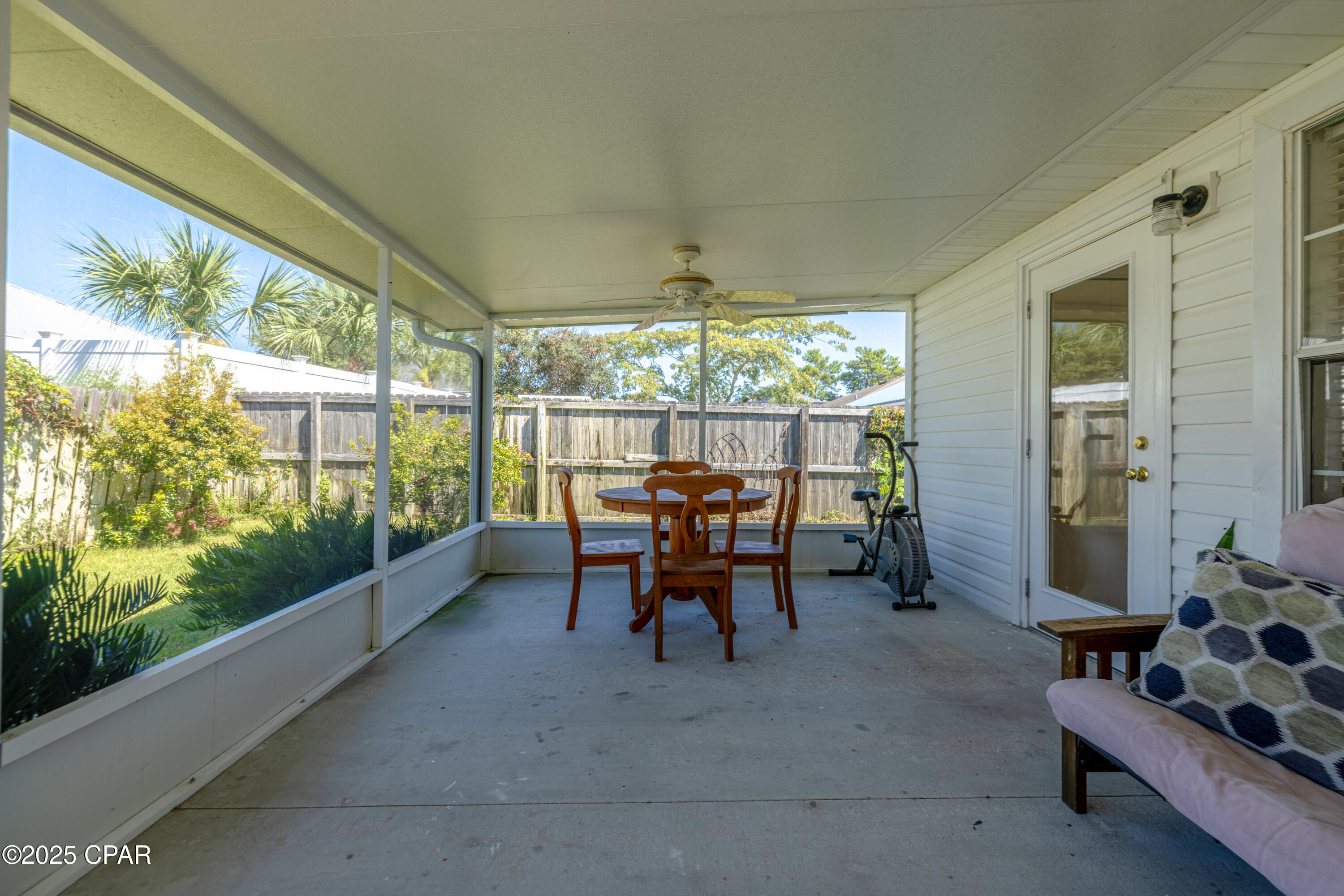 3lehjph0apbocu2ovj3qxfbckmf7ydy2_09oqi4gkme