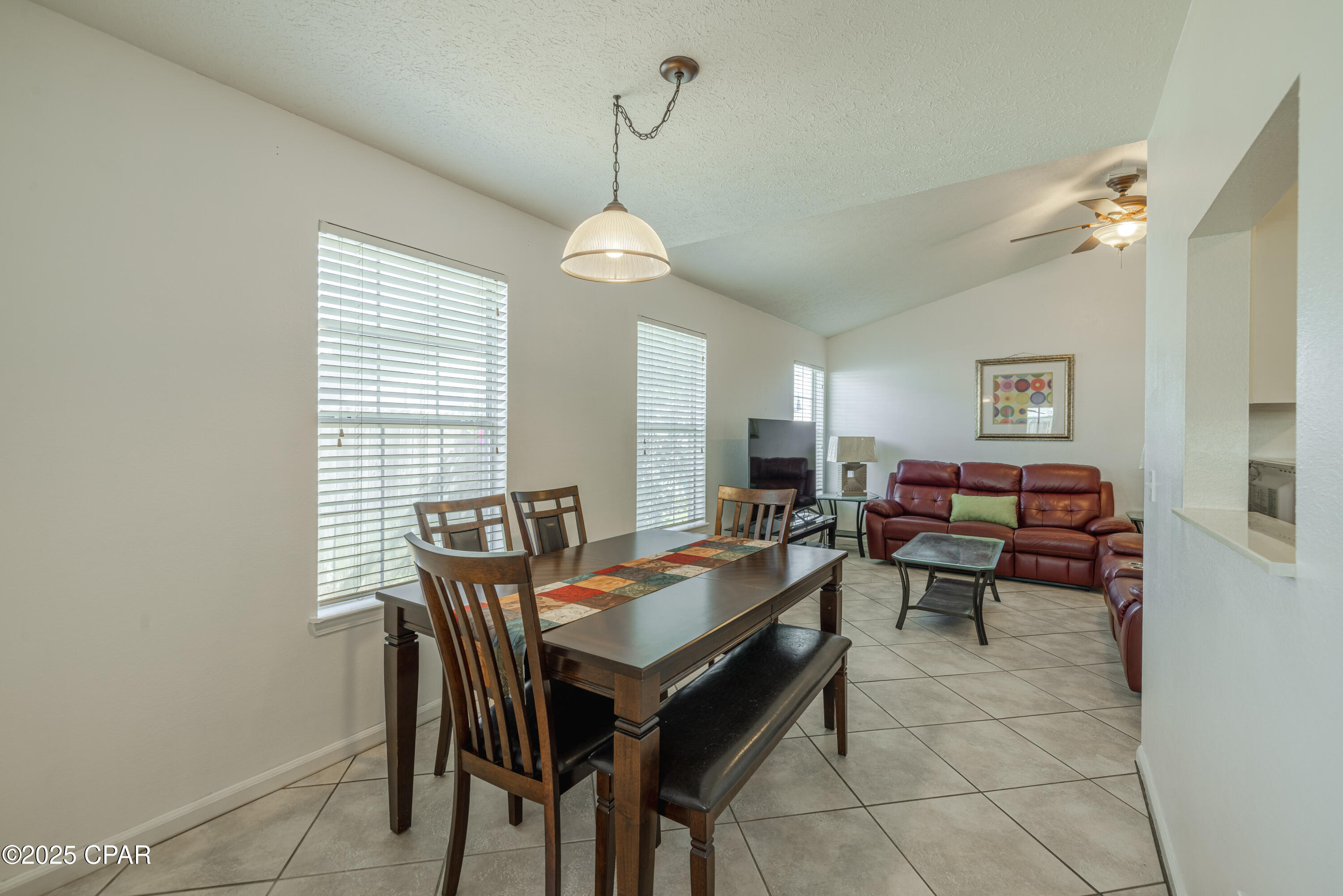 Skbi2ztd77xofhfj8a_fxxnlmgrxufqga_y17ppupoc