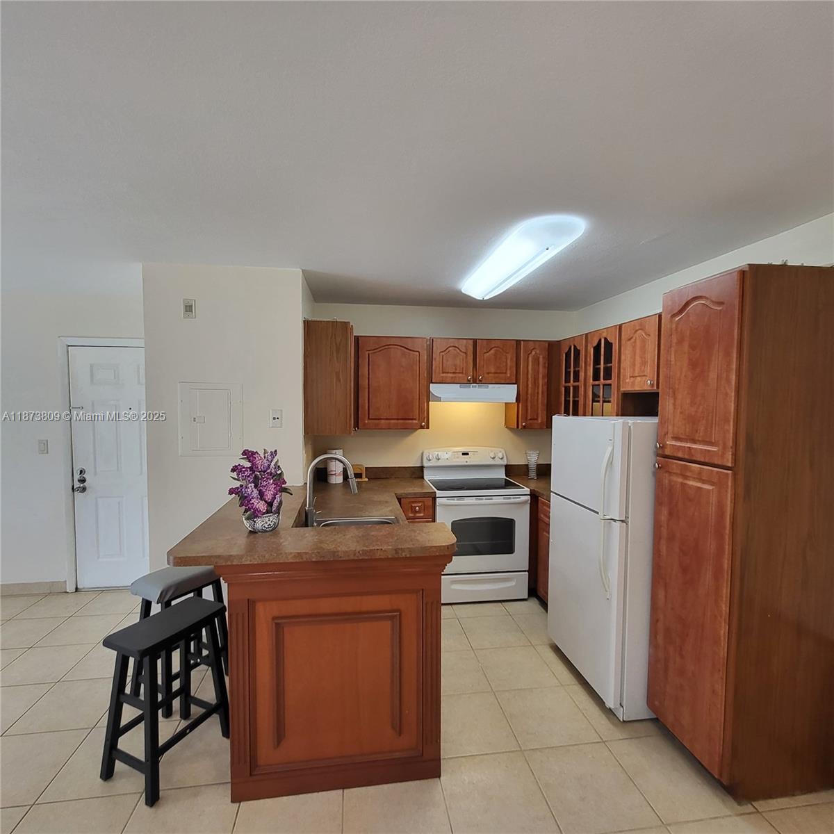 Property photo # 2