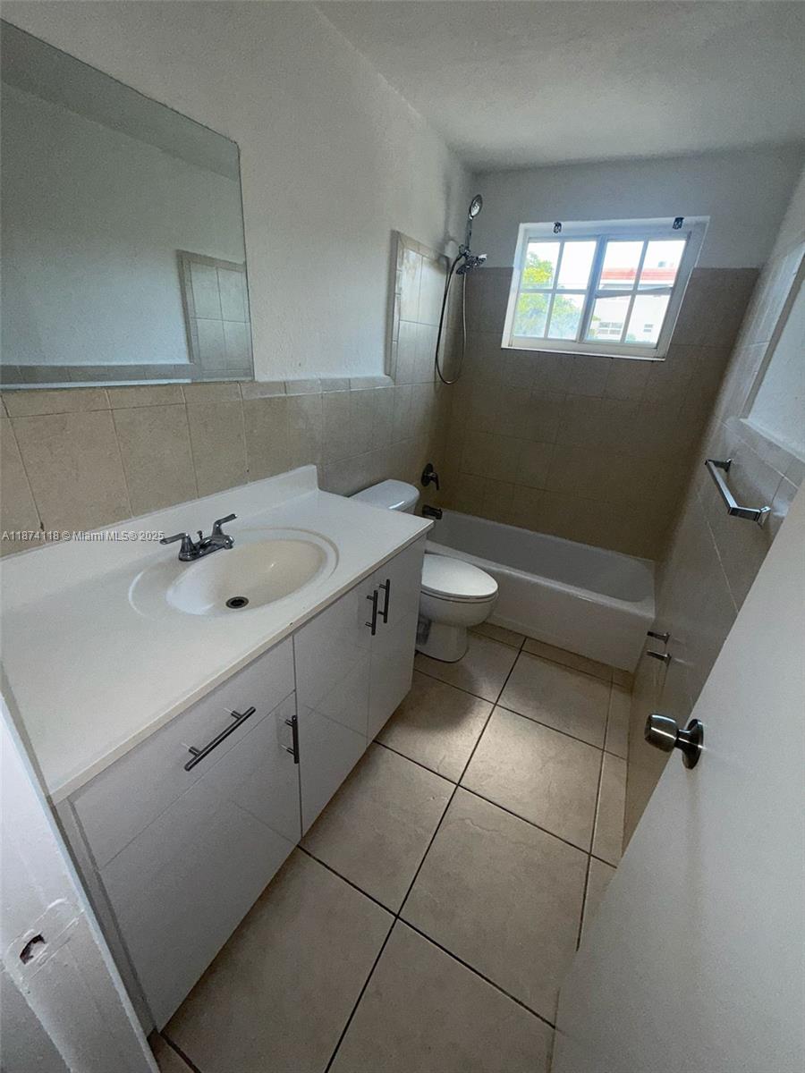 Property photo # 6